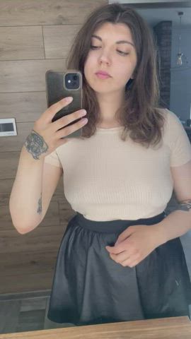 Ever cumming on a girl's skirt? : video clip