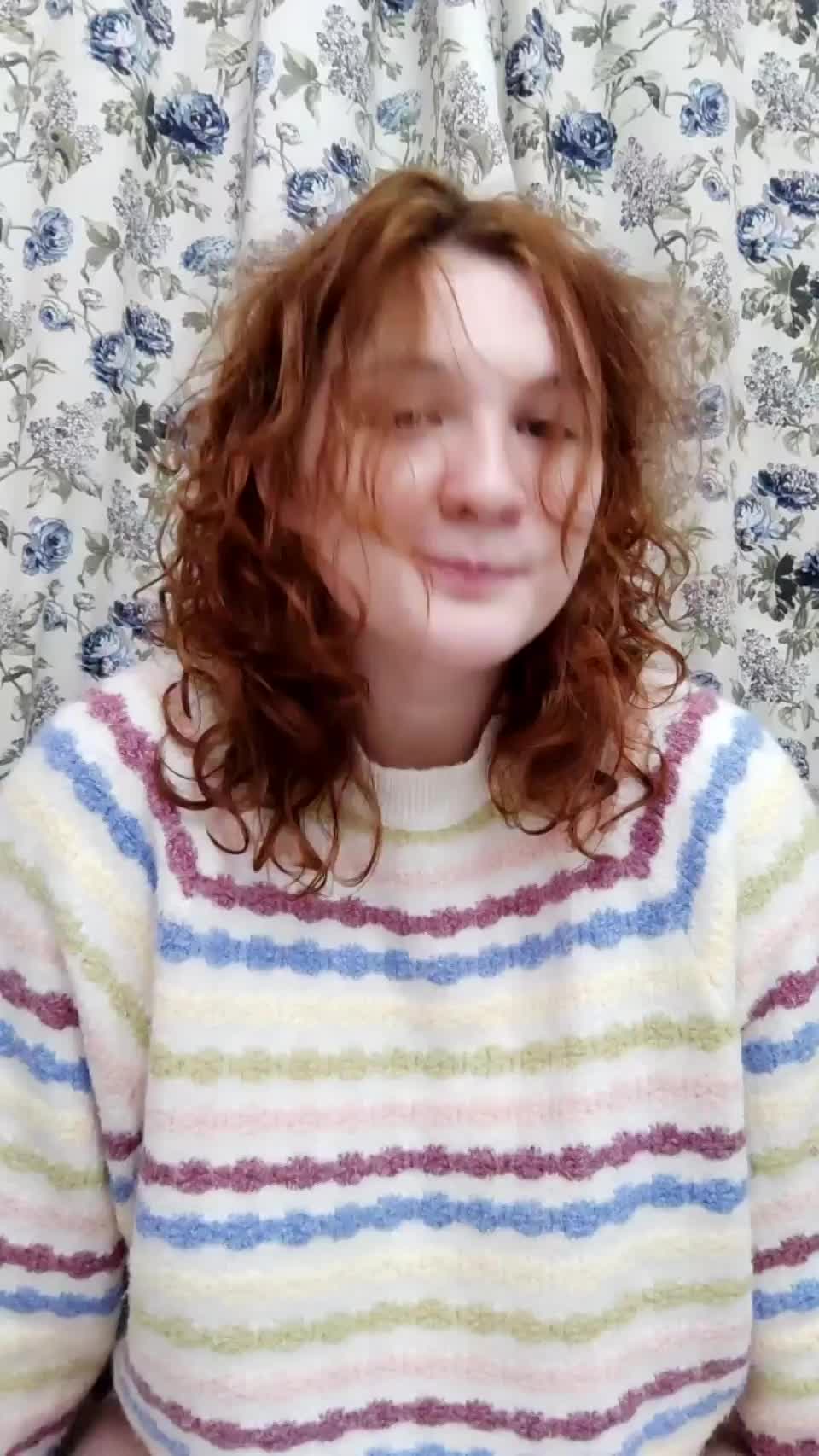 I hope you're getting hard over my thick body : video clip