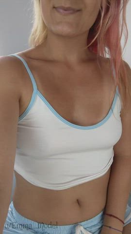 Smile if you like poket size titties, I'll start : video clip