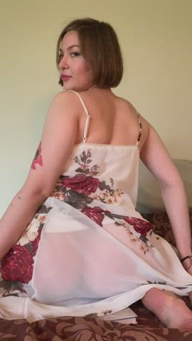 surprise under the dress : video clip