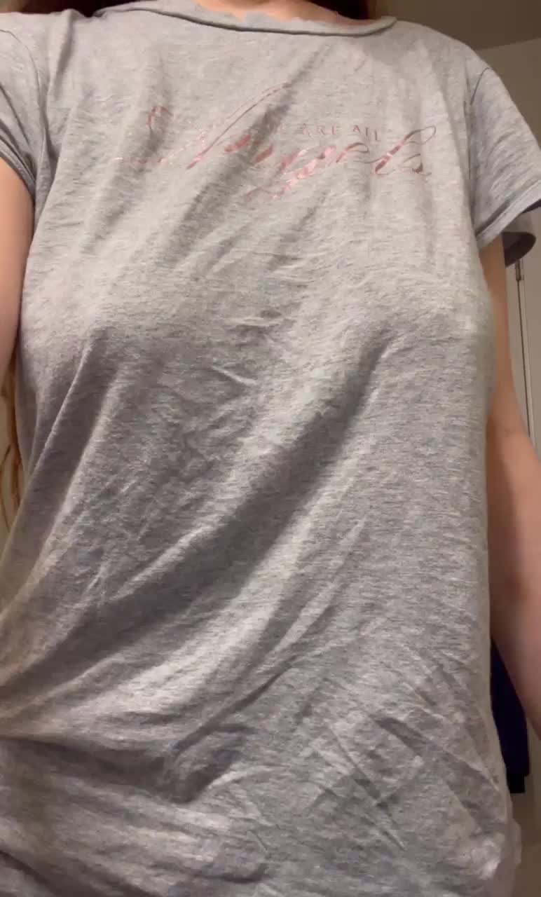 should I make em bigger or keep em natural ? : video clip