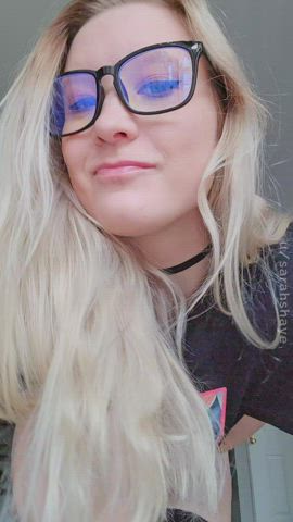 Would you smash a 5'1 anime nerd who is slightly chubby? oc : video clip