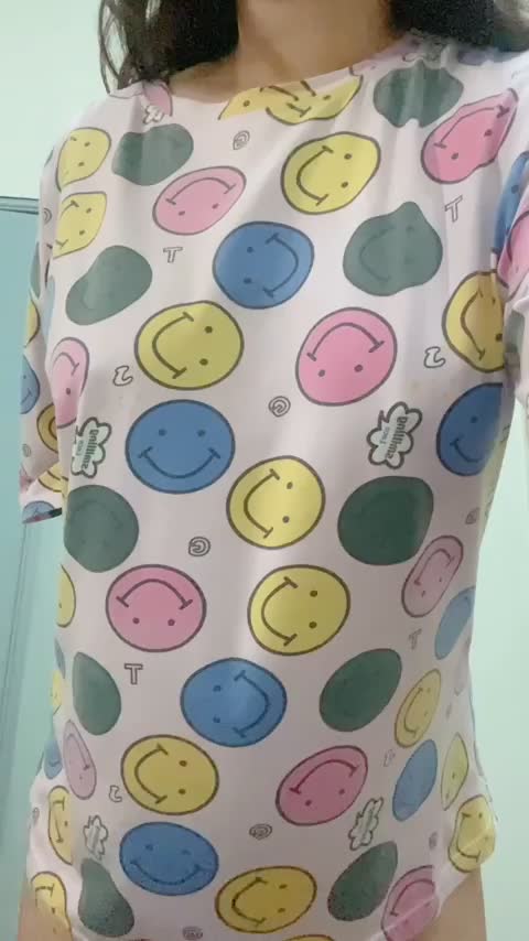 Would you like my bouncy and yummy asian curve for snack? 😋 : video clip