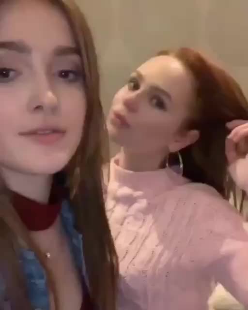 I m A Simple Man I See A Red Head I Upvote : video clip