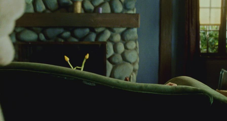 Laura Harring and Naomi Watts : video clip
