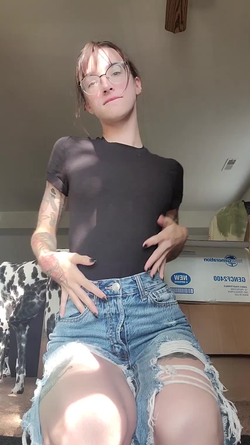 I don't think you'll last long in my tight ass : video clip