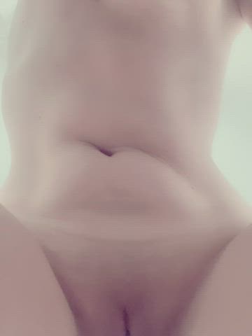 Wet, British pussy riding your face : video clip