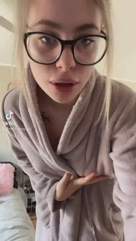 TikTok Tits : video clip