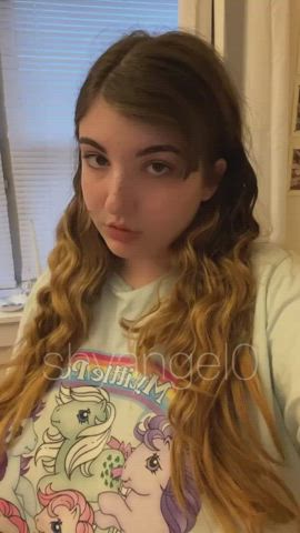 baggy shirts hide the most 😳💕 : video clip