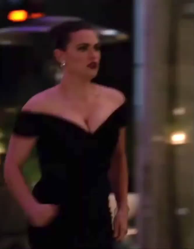 Katie McGrath’s big milkers bouncing : video clip