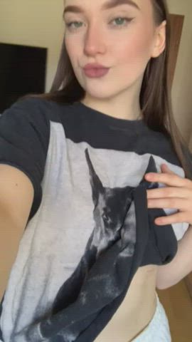 Shaking my tits or shaking my ass, which do you prefer :P : video clip