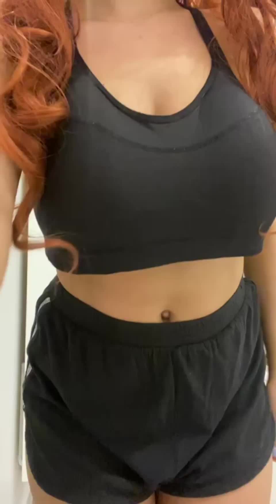 Did my boobs just made you hard or it’s just an impression? : video clip