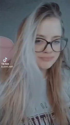 sucking dick : video clip