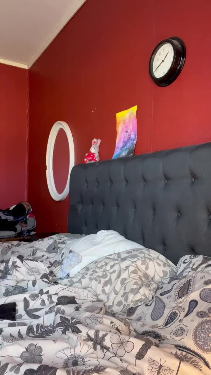 My tiny Norwegian body is waiting to be used and pumped full of cum 😋💕 : video clip