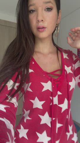 Meet my latina tits : video clip