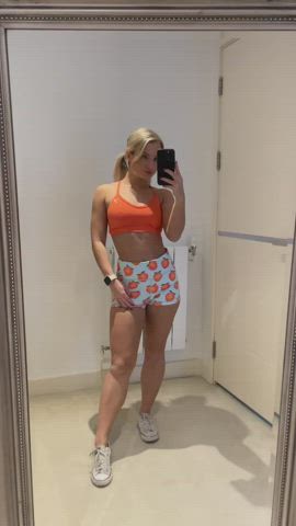 Peachy 😜🍑 : video clip