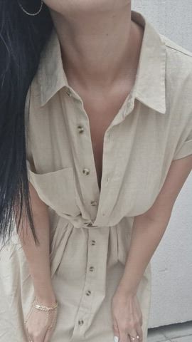 Realeasing my big naturals from my dress : video clip