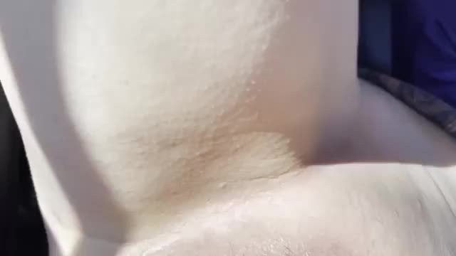 Come take a drink from the drinking fountain. Try turning it on by hand first. : video clip