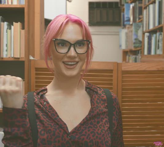 sexy librarian : video clip