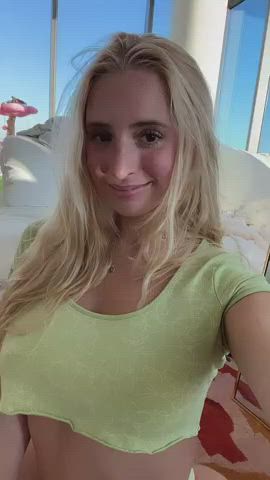 imagine how big they will get when you fill me up : video clip