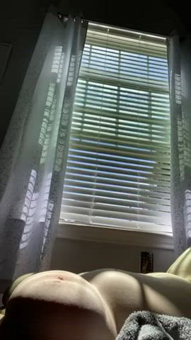 Come lay on my pillows or use me a cum rag ur choice : video clip