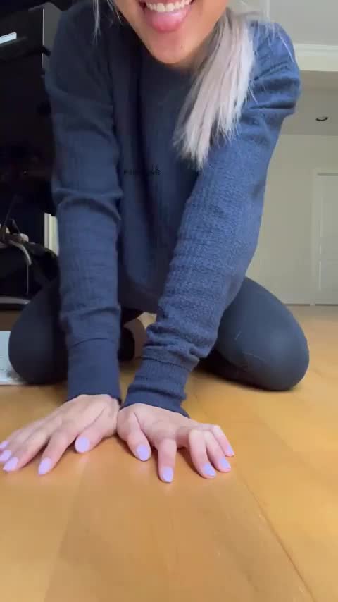 Calvin Kleins look better off : video clip