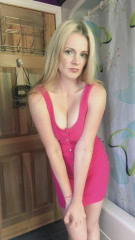 Do you like my real tits? : video clip