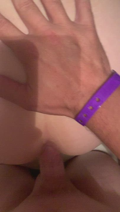 38 mom of 2. Cum on my asshole last night : video clip