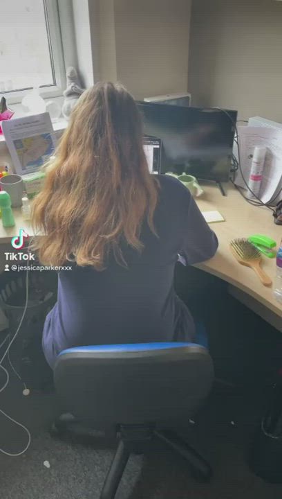 First time here, do I make a good first impression? (F19) : video clip