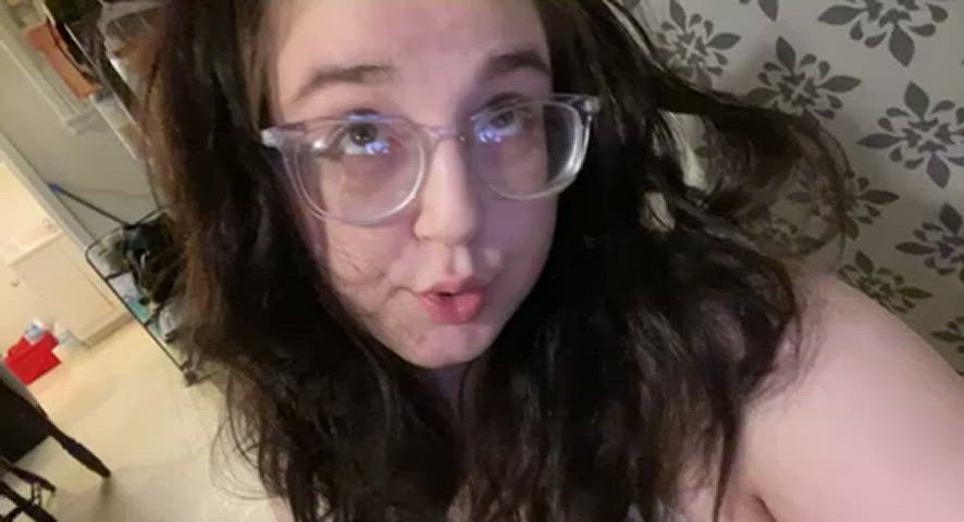 Cute face wet below my waist : video clip