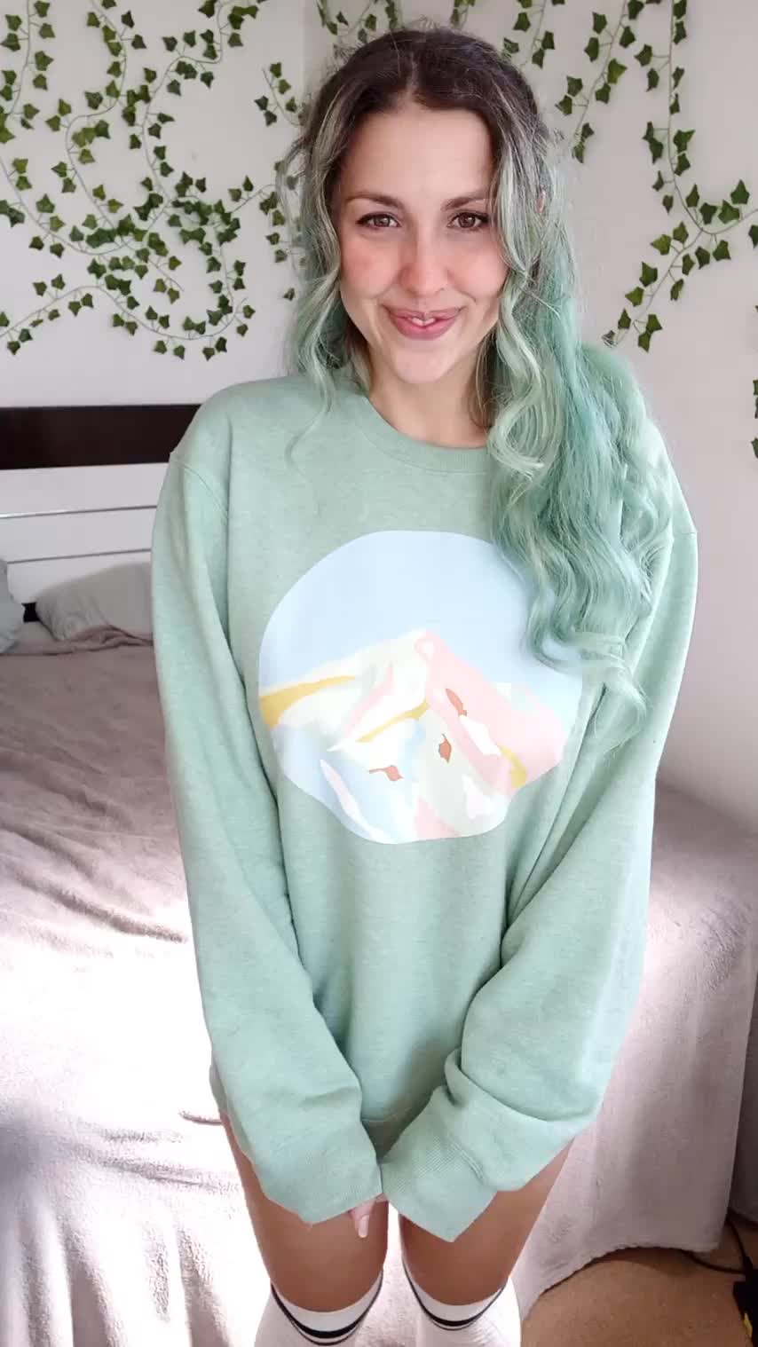 Is this too short to wear as a dress? Or you dont mind me havig my ass out? 😋 : video clip