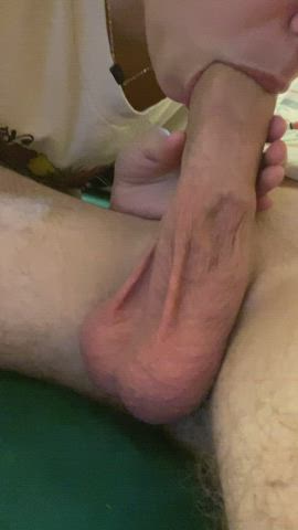 She couldn't believe how big it was in person : video clip