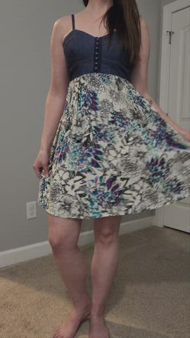 It's Floral Design Day 2/28. This pale little mom butt can leave some nice handprints when slapped. : video clip