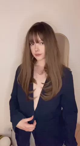 I wanna have a mom body : video clip