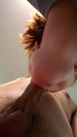 I love how cock makes me get on my knees so fast : video clip
