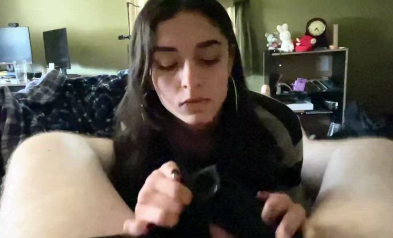 Eye contact is key~ : video clip
