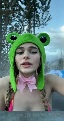 M3gnutt Looks Like Candy - F0lder B3low : video clip
