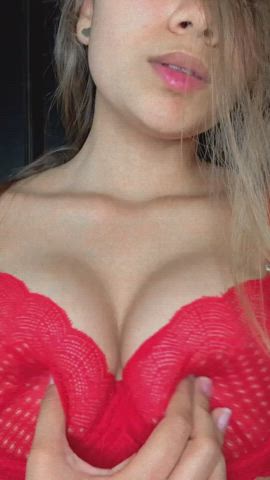 Wanna fuck a college slut, daddy : video clip