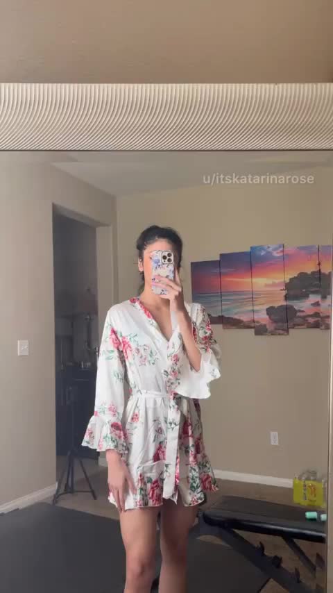 fit girls + bikinis = 🔥 : video clip