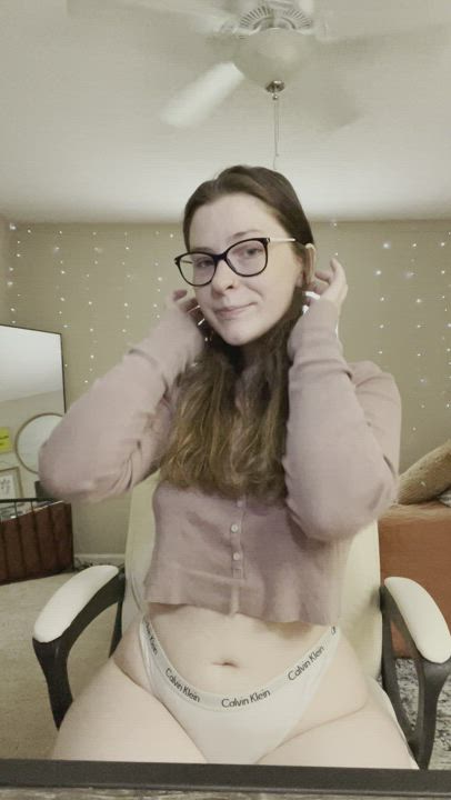 Is anyone horny this early in the morning? : video clip