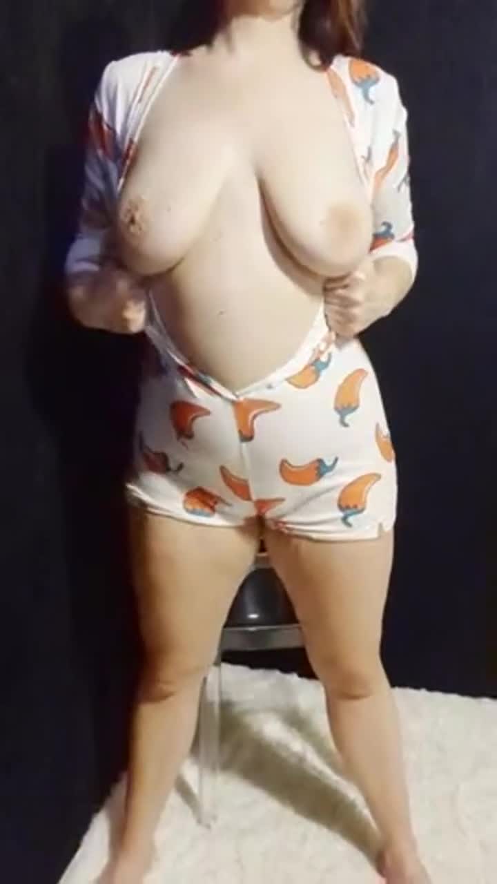 just showing off my 37yo stacked mommy tits : video clip