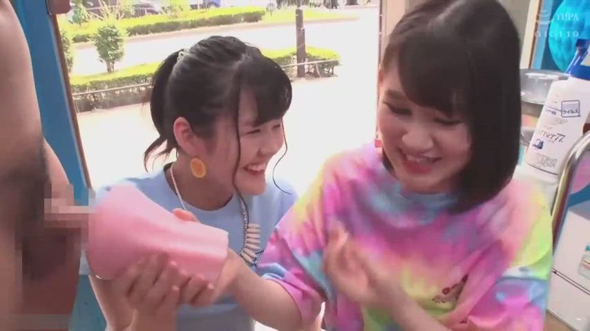 [FFM] Nice Handjob : video clip