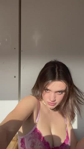 I know it’s late but I wanted to show you my natural titties in the sun 🥺 : video clip