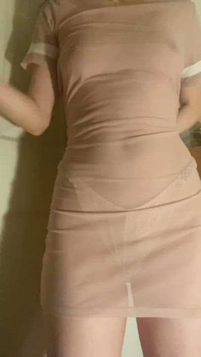 If at least one guy wants to see this little girl strip more often I would be happy 😅 : video clip