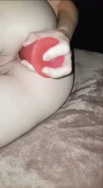I rather enjoy watching my ass grip ☺ : video clip