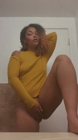 I‘m so wet and horny tonight 🤭 : video clip