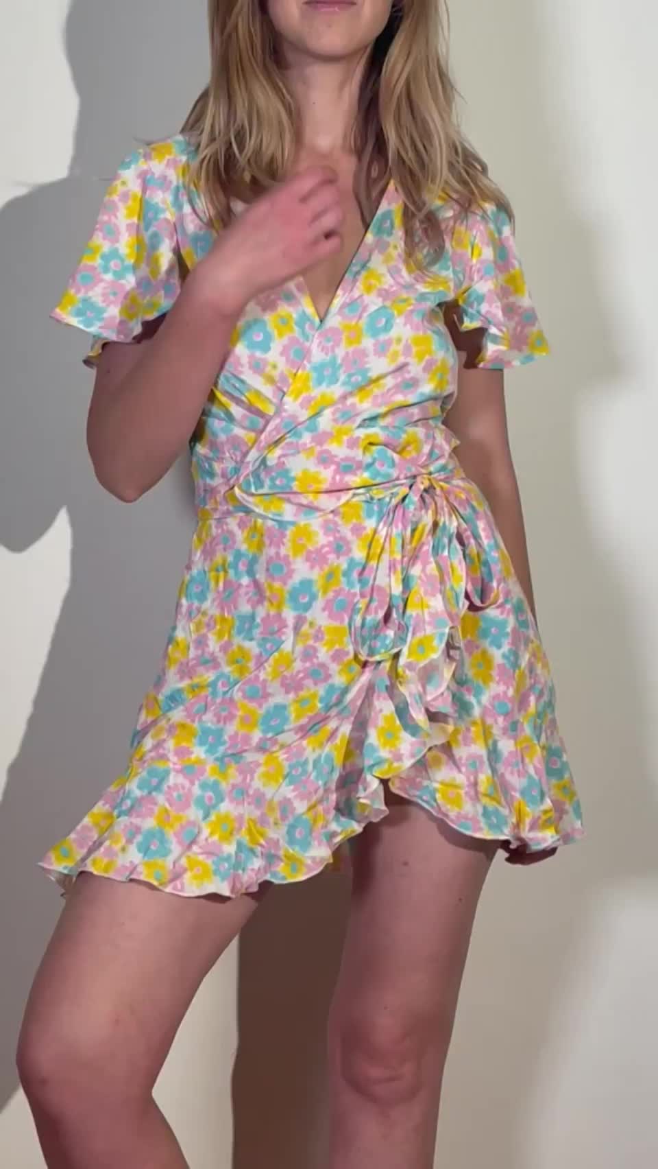 Here's a sneak peak of what's under my dress... something tells me you're going to like it! : video clip