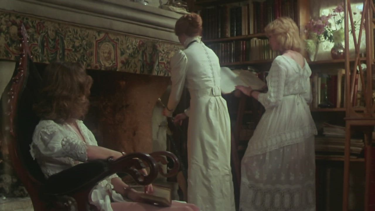 O being prepared for her piercing and marking - Story of O 1975 : video clip