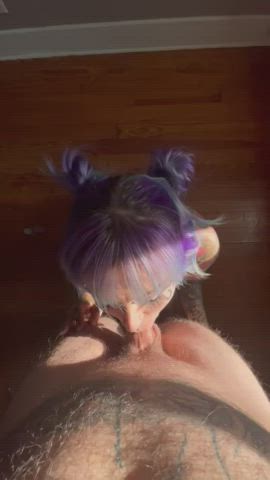 A happy girl with a cock in her throat : video clip