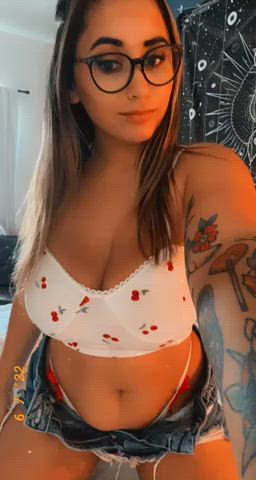 My DD’s just need your mouth ❤️ : video clip